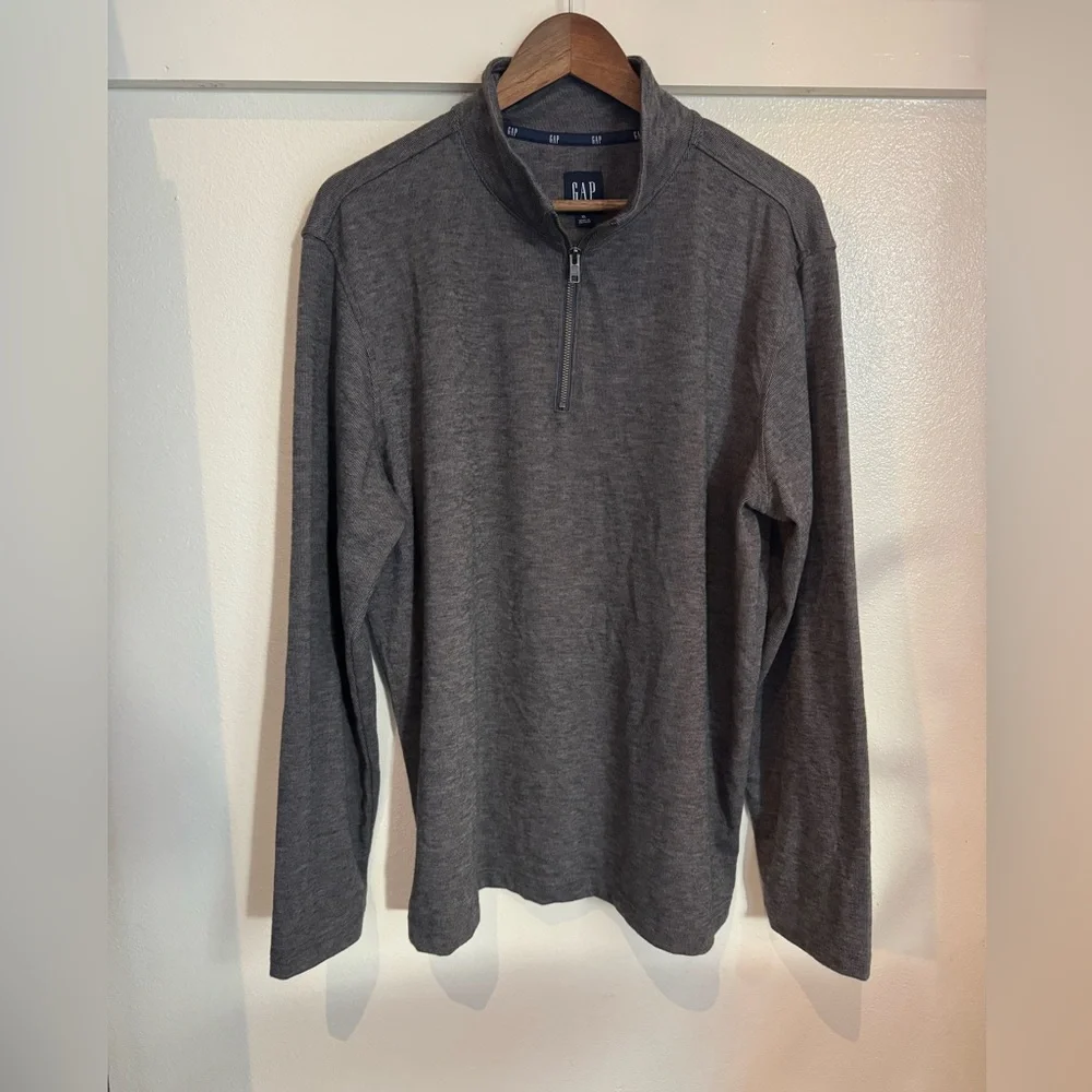 GAP Men’s Quarter Zip Pullover Sweater Charcoal Gray XL Long Sleeve Casual